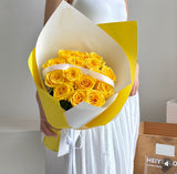 Designer Carnegie Florist in Melbourne yellow color roses bouquet