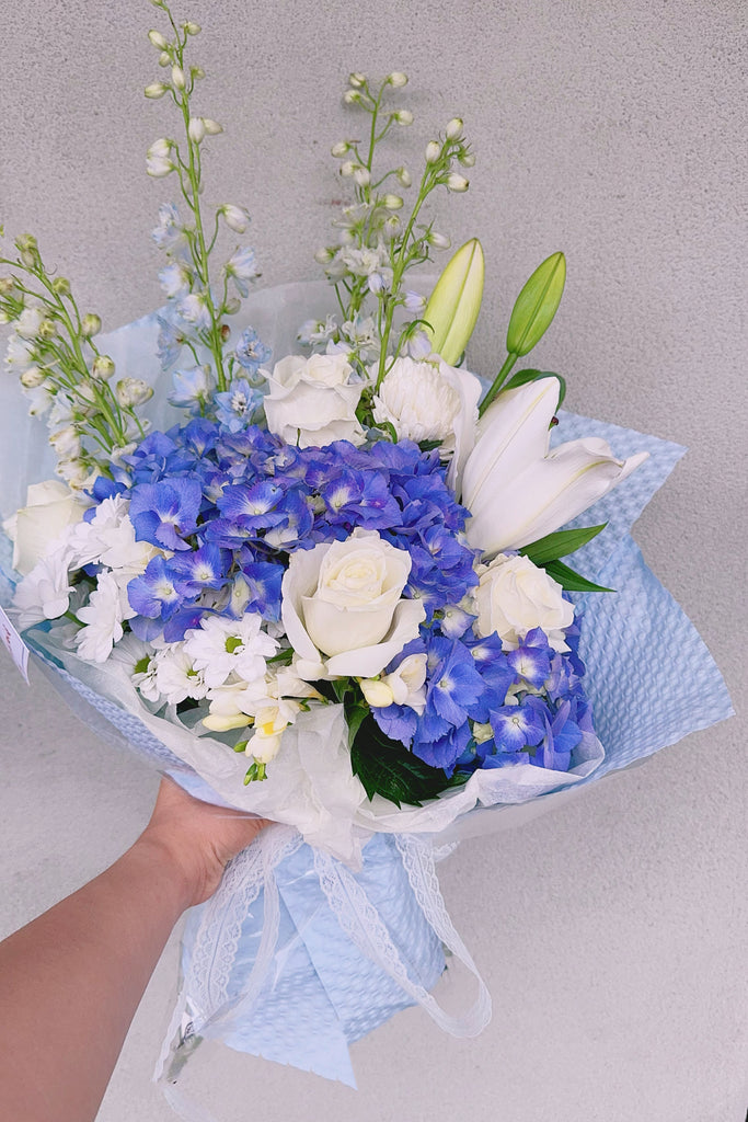 Graduation Flowers in Melbourne Carnegie