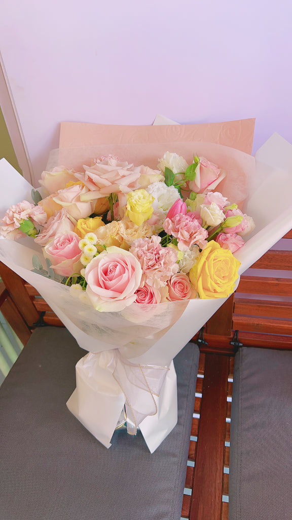 Graduation Flowers in Melbourne Carnegie