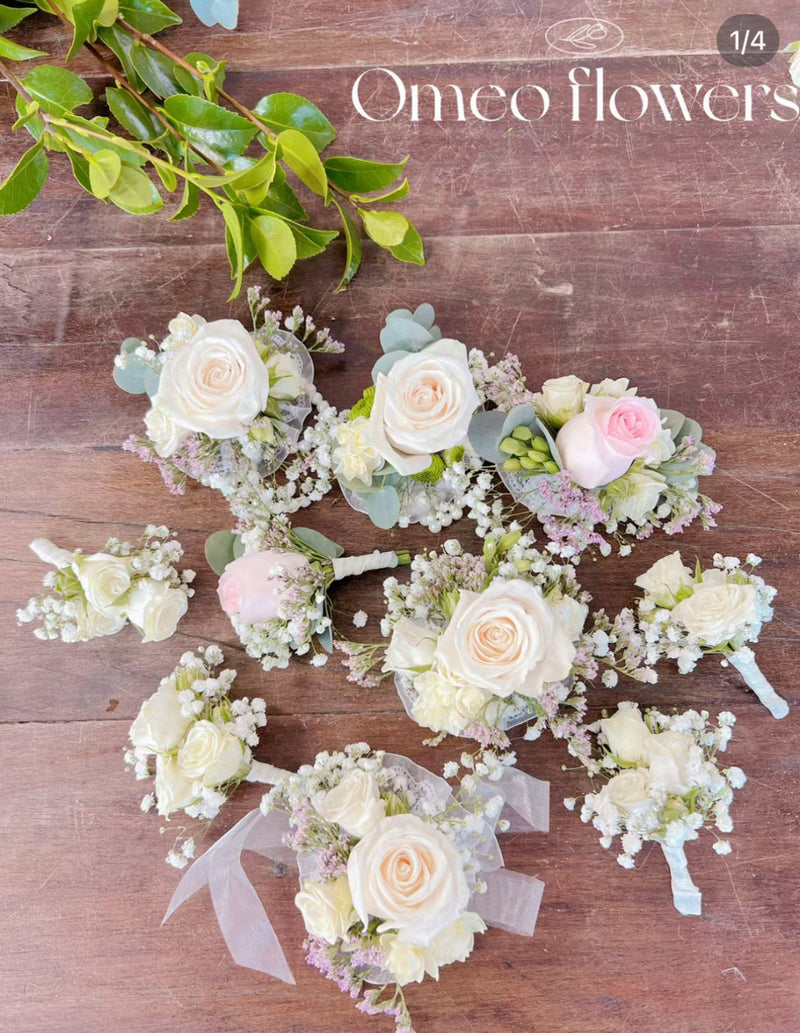 Melbourne Florist Corsage and Buttonhole for Weddings, Graduations, Formals and Special Occasions