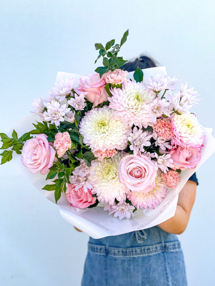 Carnegie Florist in Melbourne Pink Pastel color bouquet