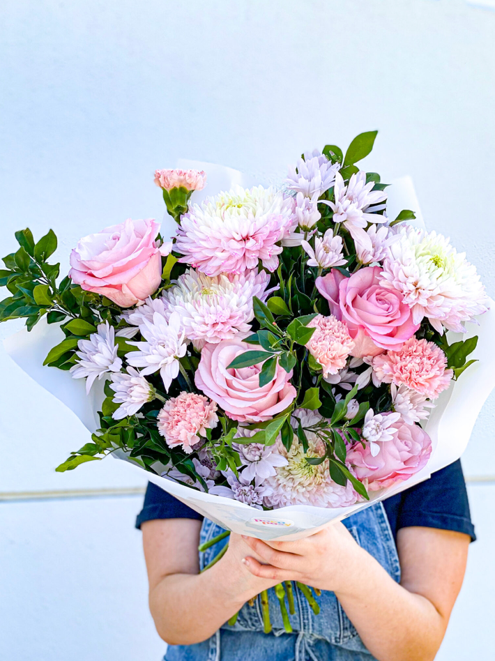 Carnegie Florist in Melbourne Pink Pastel color bouquet
