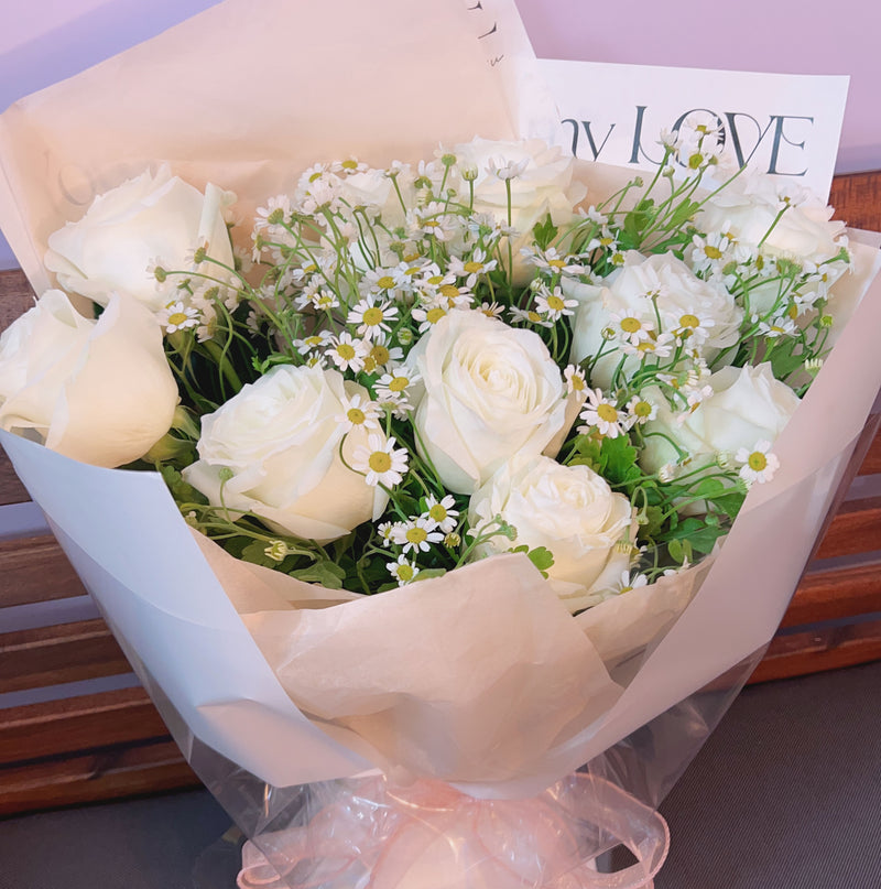 Melbourne florist birthday flowers bouquet with white colors