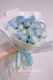 Melbourne proposal Valentine's Day blue colors roses flowers bouquet
