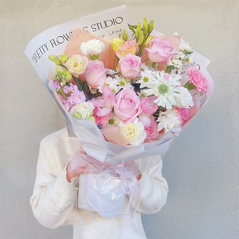 Carnegie Florist in Melbourne pink+white color flowers bouquet 2