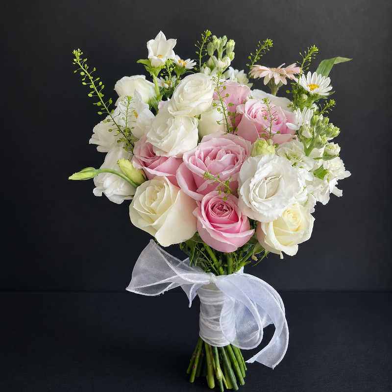 Pink & White Rose Bridal Bouquet Melbourne | Omeo Flowers